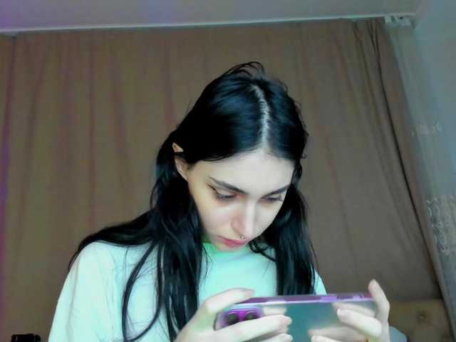 lesyalis live cam on BongaCams