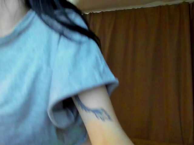 lesyalis live cam on BongaCams