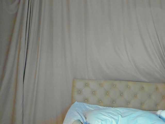 lesyalis live cam on BongaCams