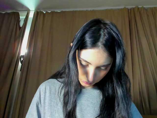lesyalis live cam on BongaCams