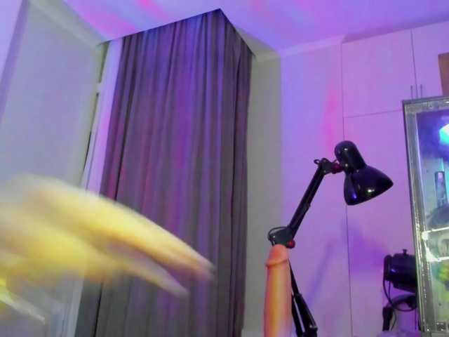 lesyalis live cam on BongaCams