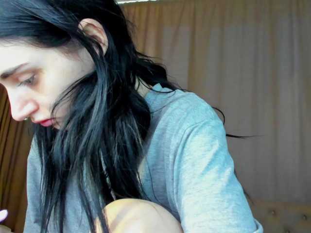 lesyalis live cam on BongaCams