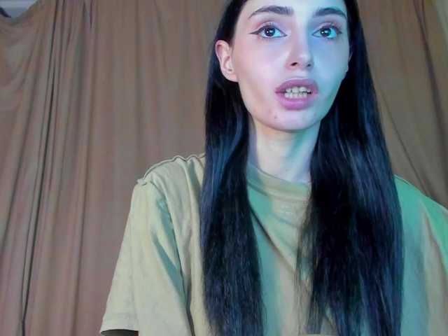 lesyalis live cam on BongaCams