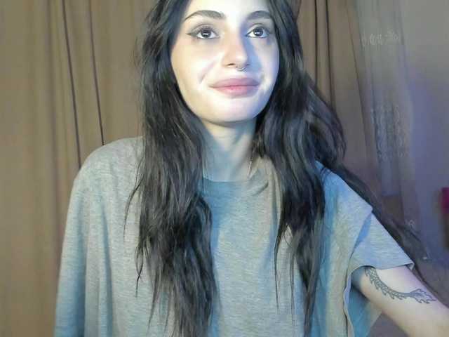 lesyalis live cam on BongaCams