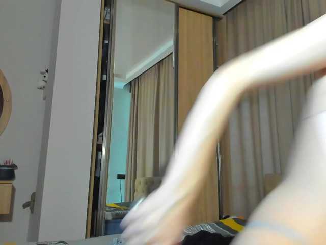 lesyalis Live Cam on BongaCams