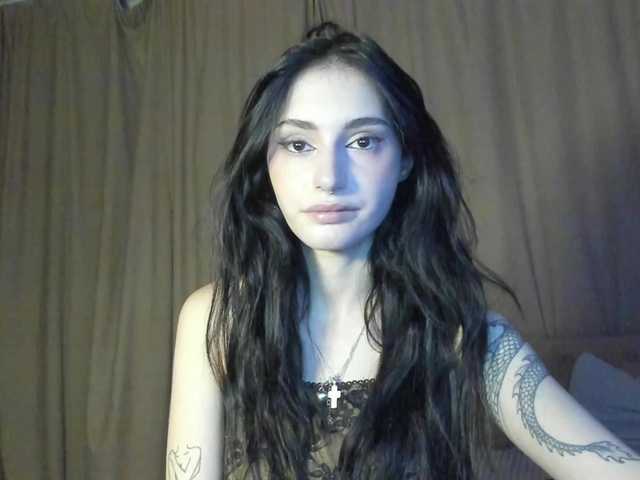 lesyalis live cam on BongaCams