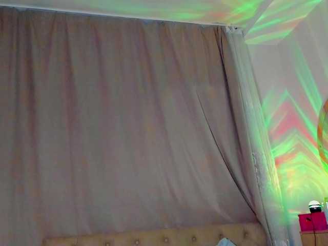 lesyalis live cam on BongaCams