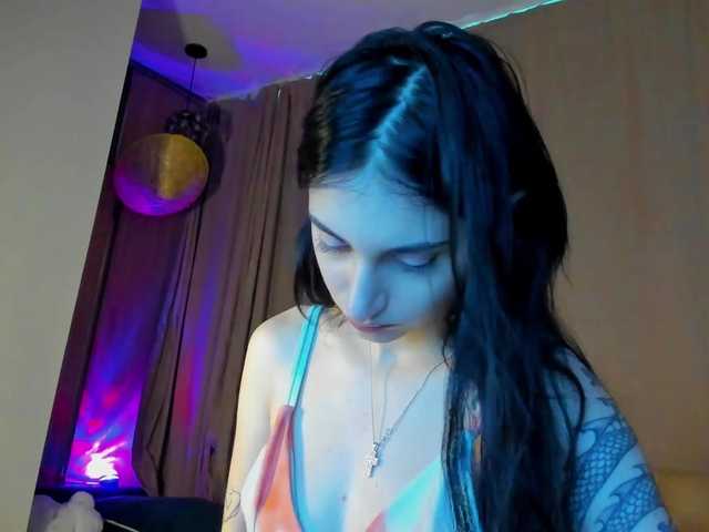 lesyalis live cam on BongaCams