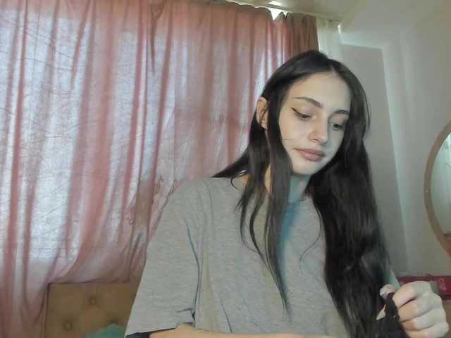 lesyalis live cam on BongaCams