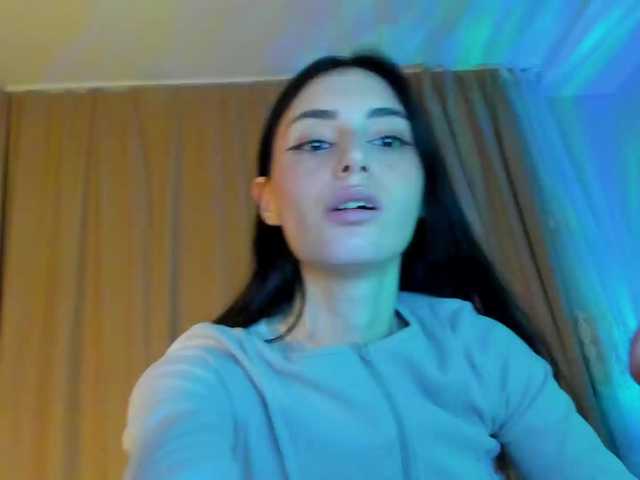 lesyalis live cam on BongaCams