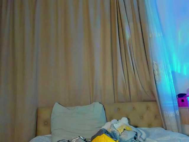 lesyalis live cam on BongaCams