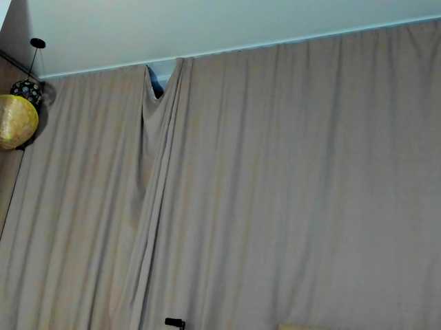 lesyalis live cam