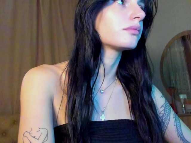 lesyalis live cam on BongaCams