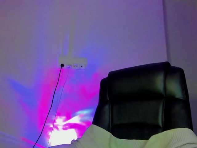 lesyalis live cam on BongaCams