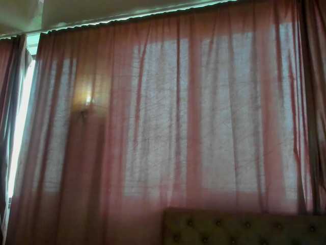 lesyalis live cam on BongaCams