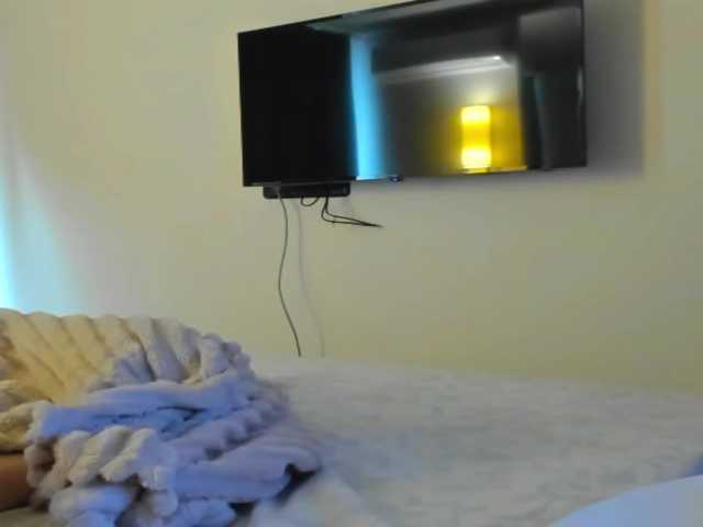 lesyalis's BongaCams show and profile