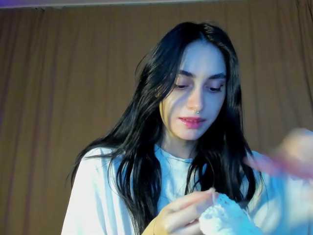 lesyalis live cam on BongaCams
