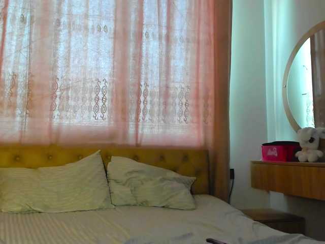 lesyalis live cam on BongaCams