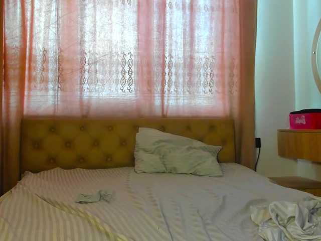 lesyalis live cam on BongaCams