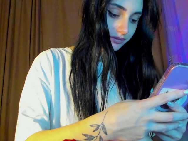 lesyalis live cam on BongaCams