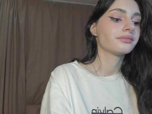 lesyalis live cam on BongaCams