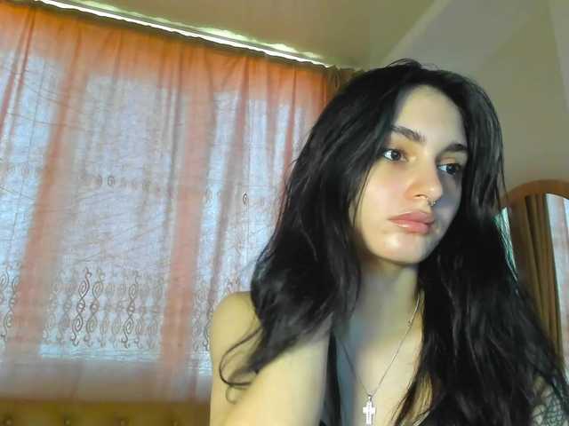 lesyalis live cam on BongaCams