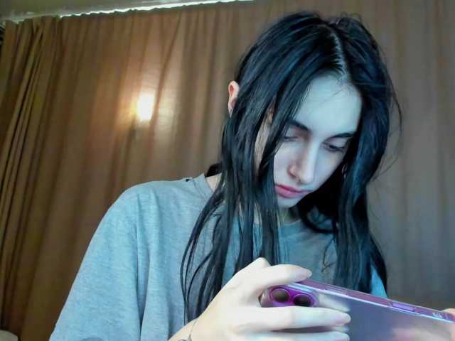 lesyalis live cam on BongaCams