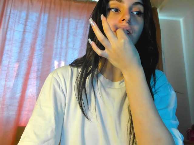 lesyalis live cam on BongaCams