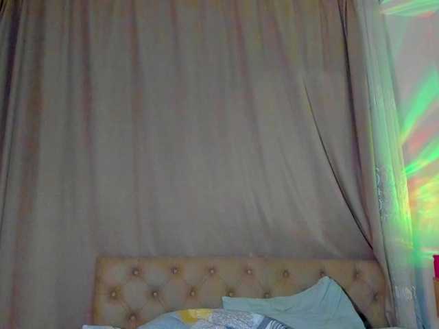 lesyalis live cam on BongaCams