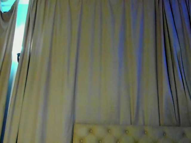 lesyalis live cam on BongaCams