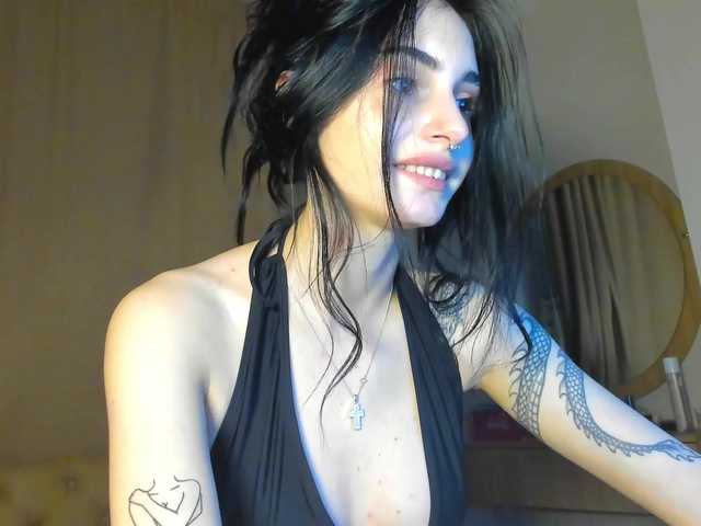 lesyalis live cam on BongaCams