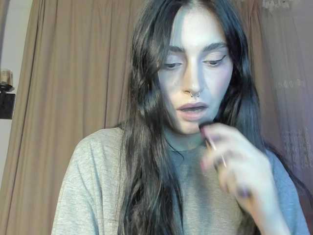 lesyalis live cam on BongaCams