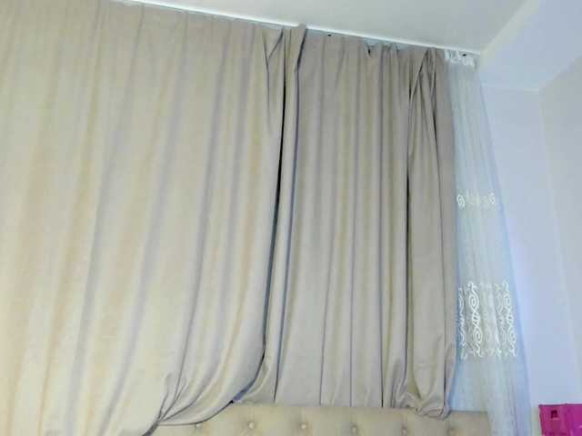 lesyalis live cam on BongaCams