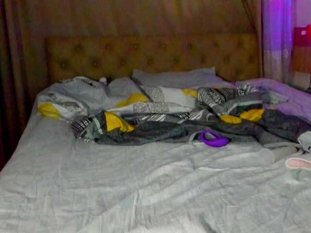 lesyalis live cam on BongaCams