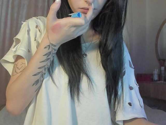 lesyalis live cam on BongaCams