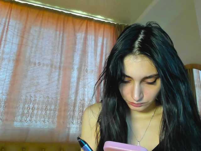 lesyalis live cam on BongaCams