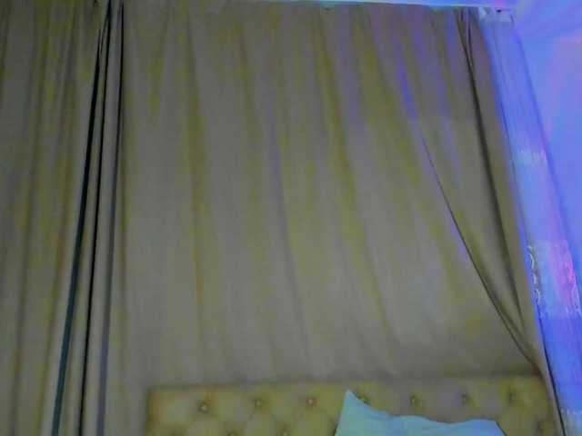 lesyalis live cam on BongaCams