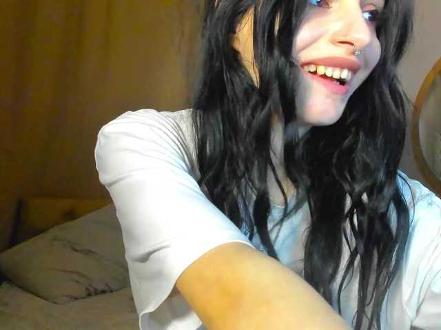 lesyalis live cam on BongaCams