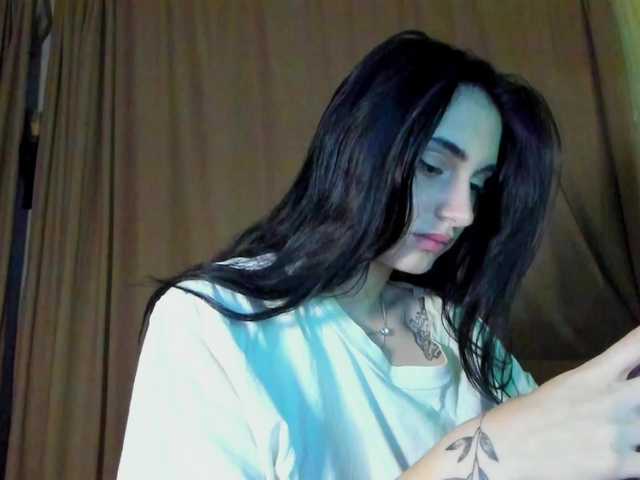 lesyalis live cam on BongaCams