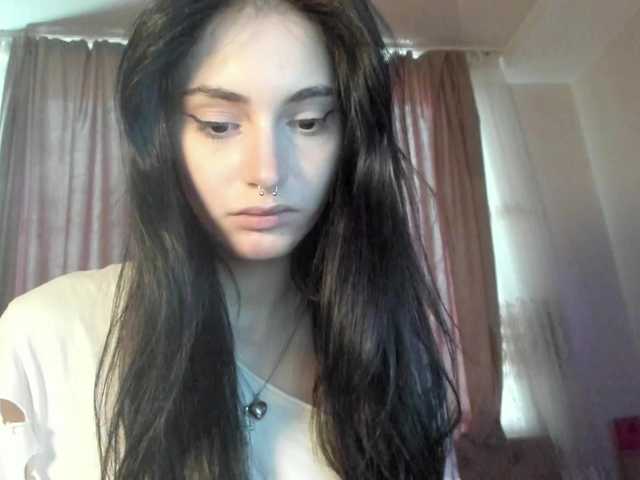 lesyalis live cam on BongaCams