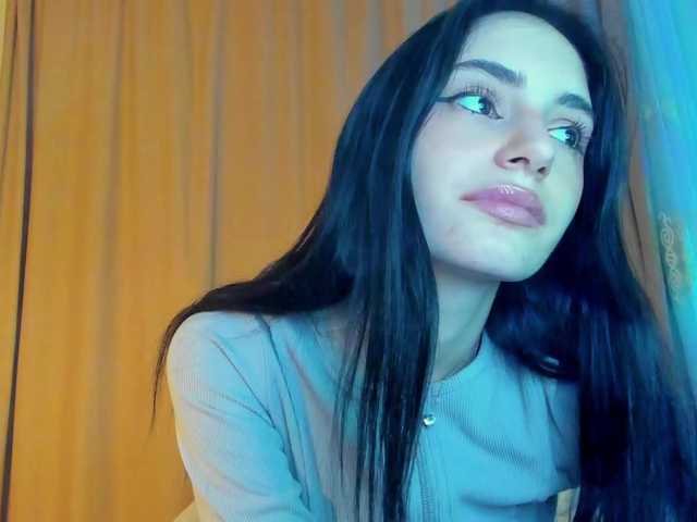 lesyalis live cam on BongaCams
