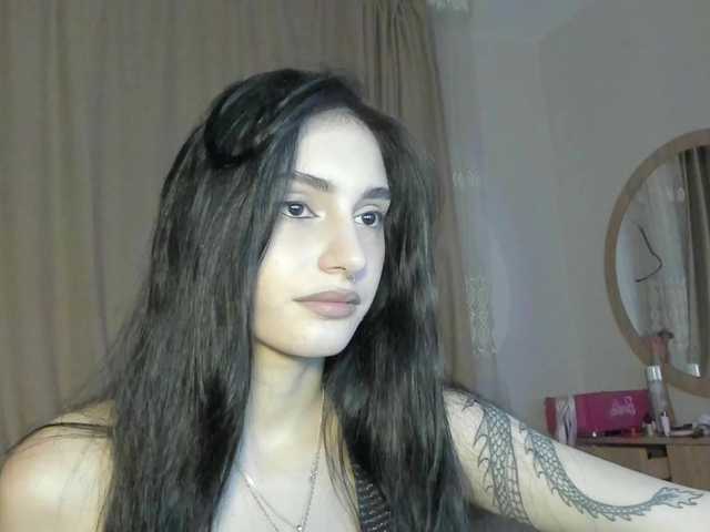 lesyalis live cam on BongaCams
