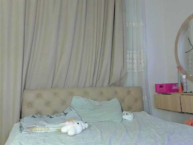 lesyalis live cam on BongaCams