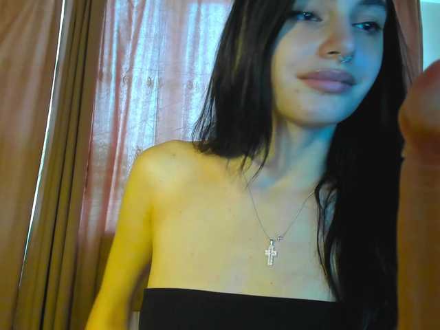 lesyalis live cam on BongaCams