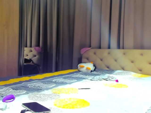 lesyalis's BongaCams show and profile