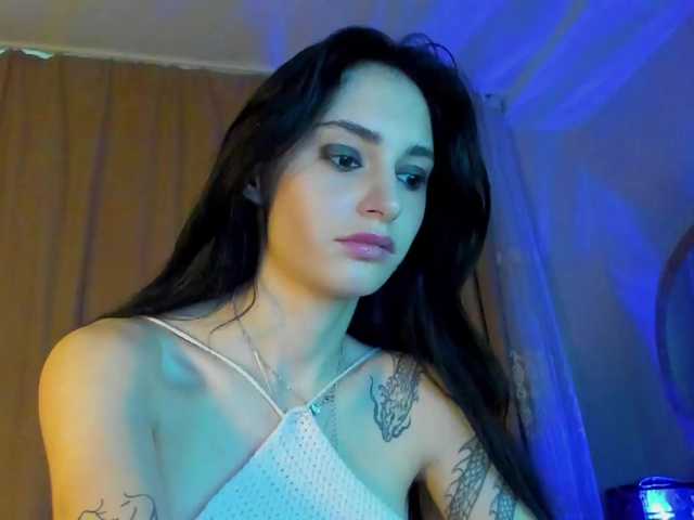 lesyalis live cam on BongaCams