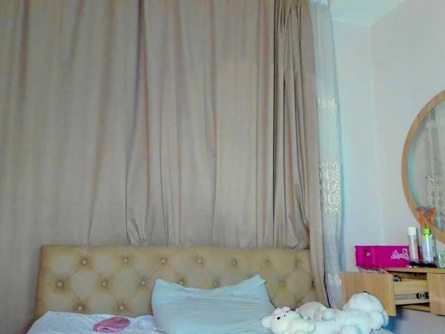 lesyalis live cam on BongaCams