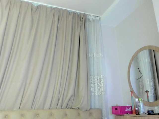 lesyalis live cam on BongaCams