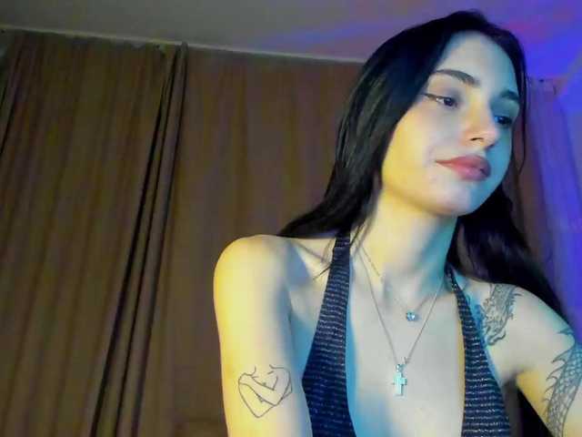 lesyalis live cam on BongaCams
