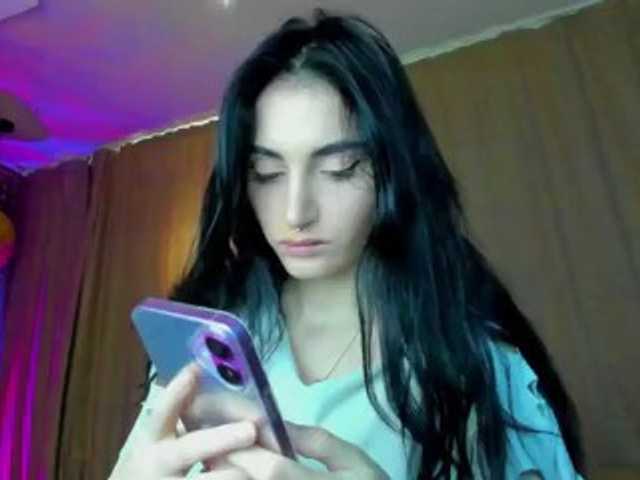 lesyalis live cam on BongaCams